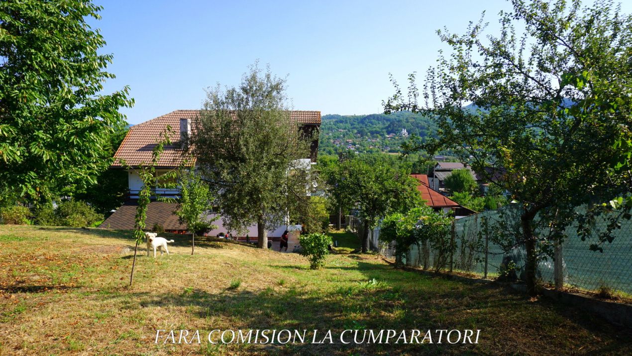 Casă cu 6 camere de vânzare în Central, Pausesti-Maglasi – fotografia 22 din 28