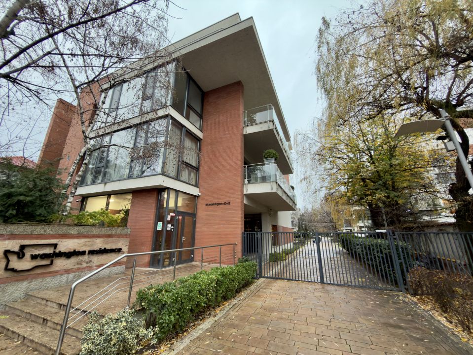 Apartament cu 5 camere de închiriat în Victoriei, București – fotografia 1 din 18