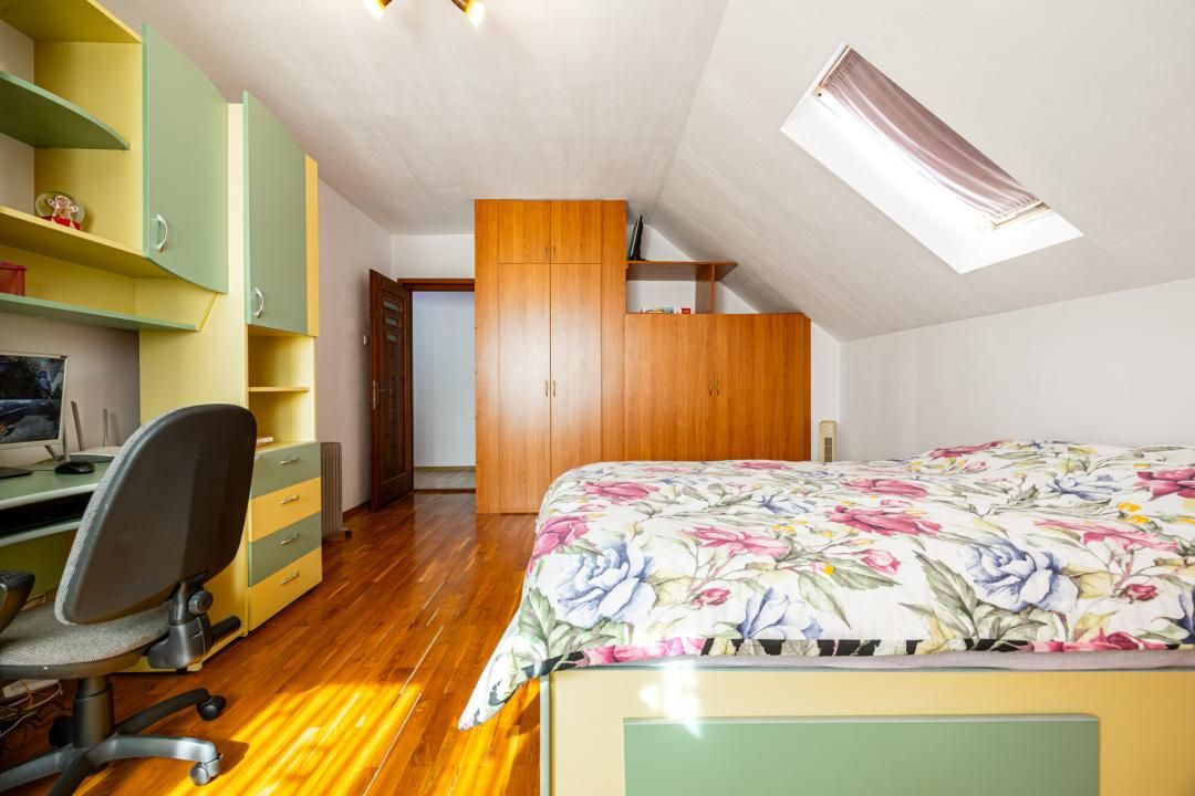 Casă cu 7 camere de vânzare în Simeria, Sfântu Gheorghe – fotografia 10 din 21