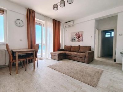Apartament cu 2 camere de vânzare în Mamaia – fotografia 2 din 9