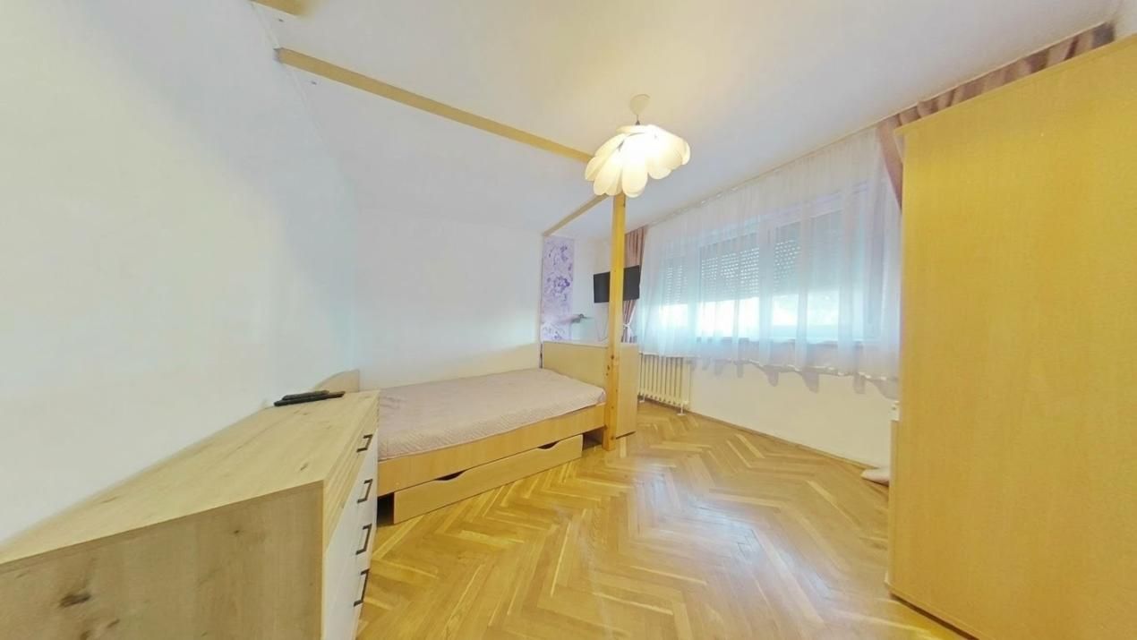 Apartament cu 4 camere de închiriat în Arad – fotografia 13 din 16