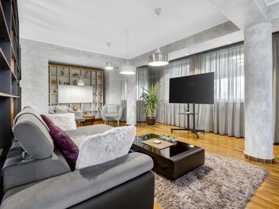 Casă cu 6 camere de închiriat în Stupini, Brașov – fotografia 3 din 26