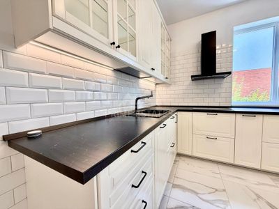 Casă cu 5 camere de închiriat în Corbeanca – fotografia 2 din 28