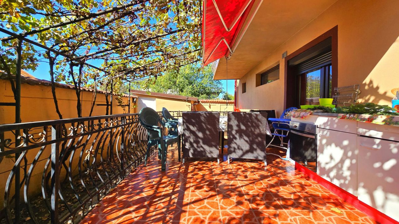 Casă cu 8 camere de vânzare în Central, Afumați – fotografia 20 din 91