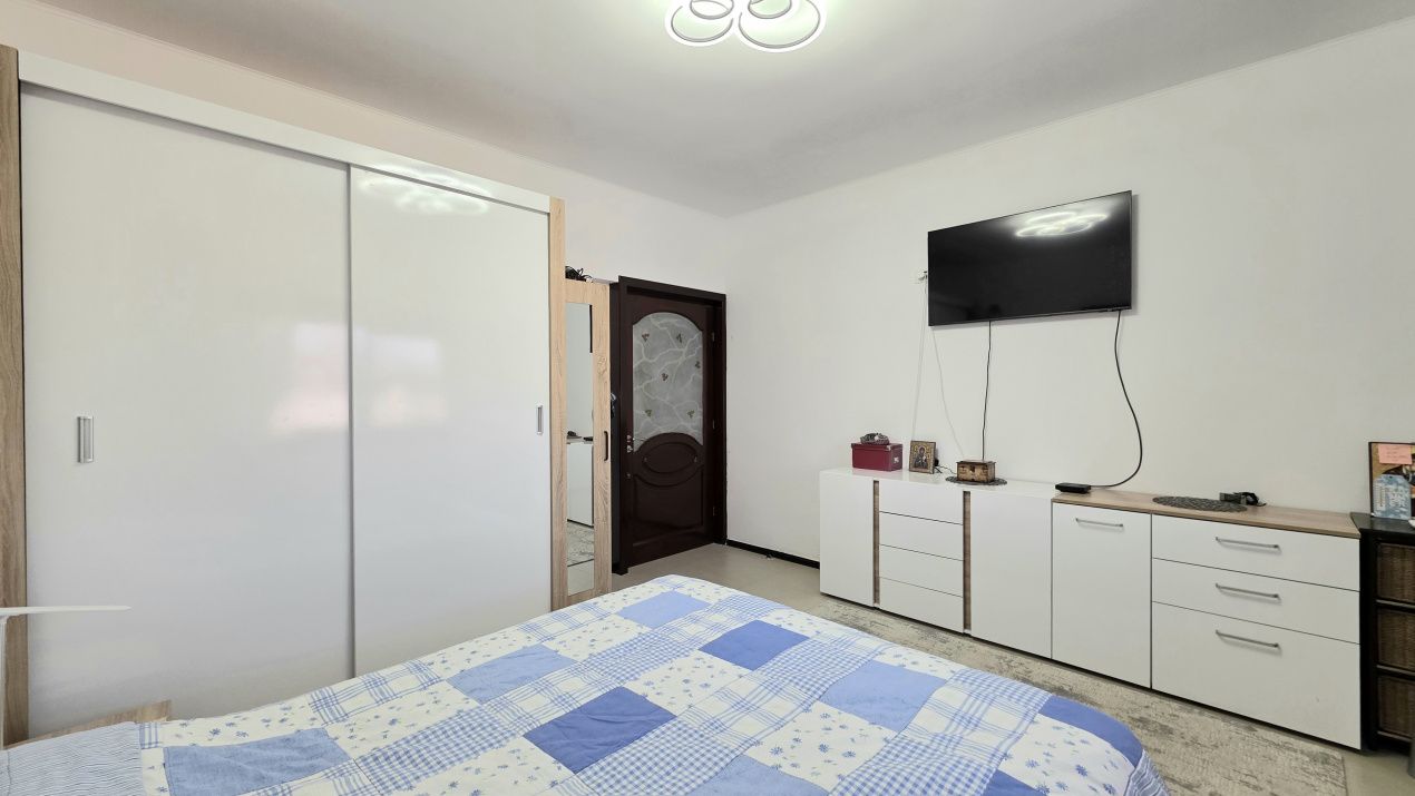 Casă cu 6 camere de vânzare în Mamaia-Sat – fotografia 32 din 36