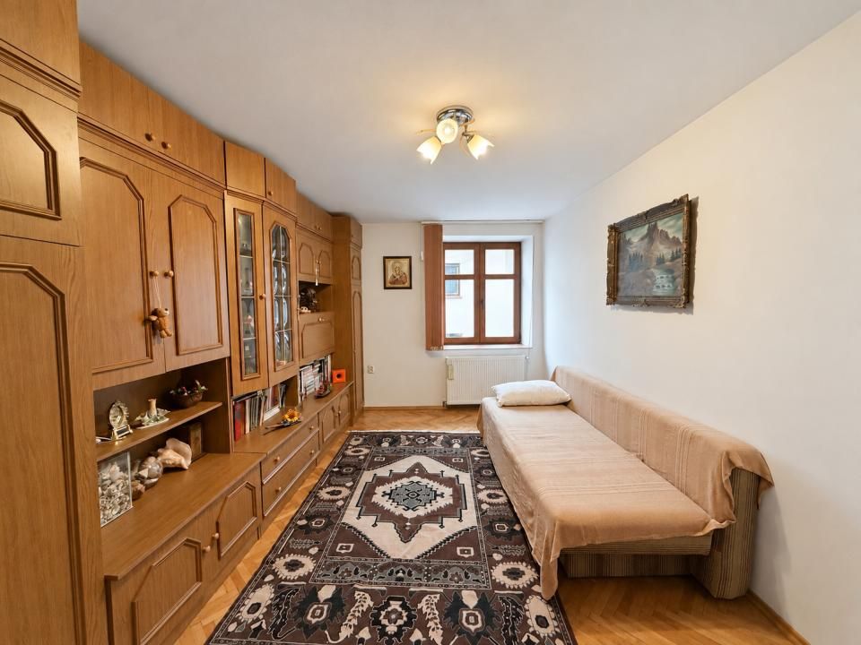 Apartament cu 2 camere de vânzare în Centrul Istoric, Sibiu – fotografia 3 din 11
