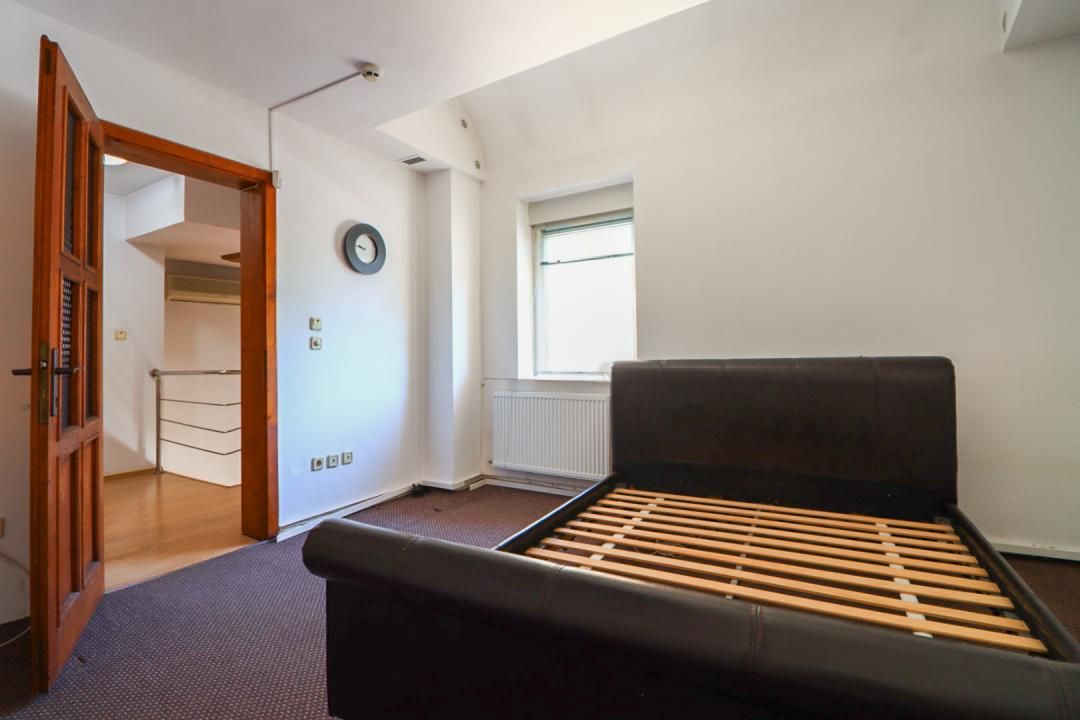 Casă cu 9 camere de închiriat în Tei, București – fotografia 18 din 22