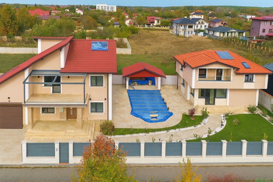 Casă cu 8 camere de vânzare în Snagov – fotografia 1 din 26