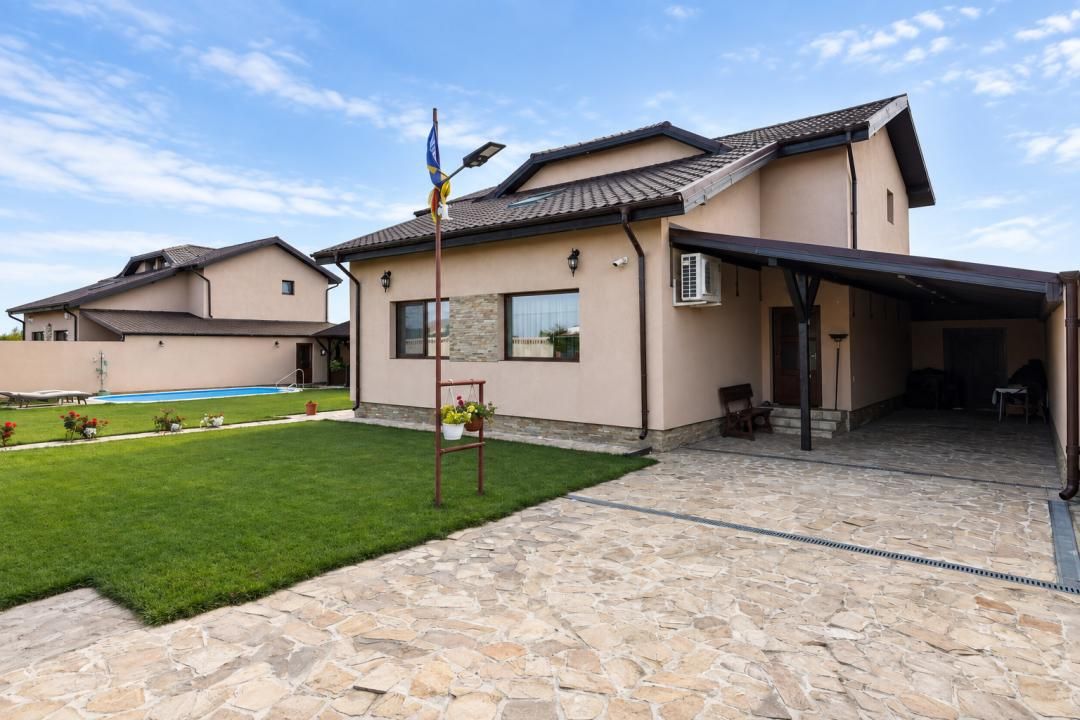 Casă cu 4 camere de vânzare în Domnești – fotografia 3 din 13