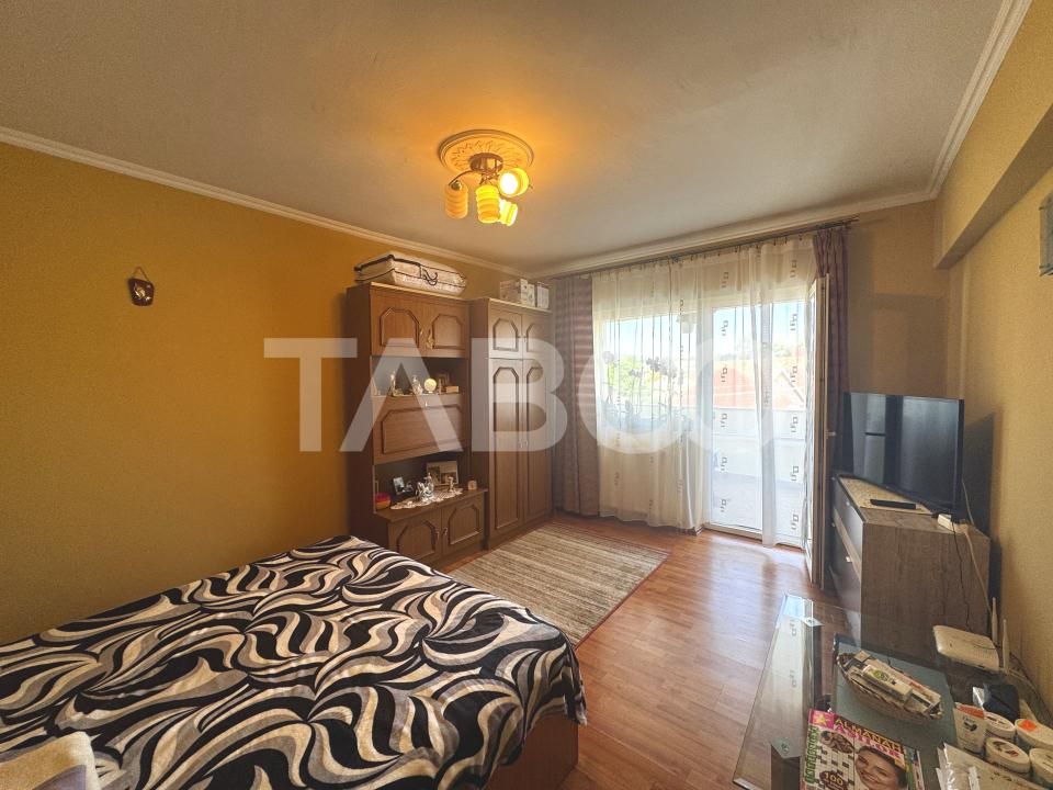 Apartament cu 4 camere de vânzare în Cisnădie – fotografia 3 din 19