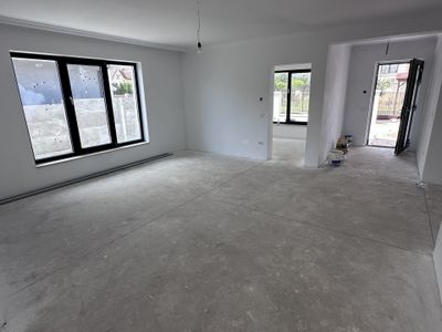 Casă cu 4 camere de vânzare în Micesti, Alba Iulia – fotografia 2 din 25