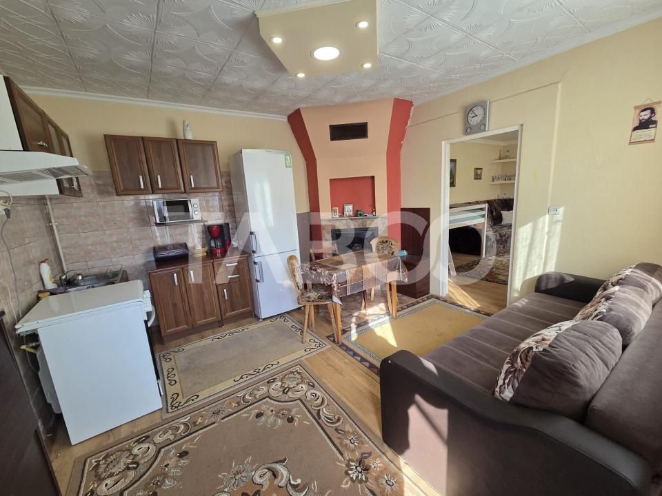 Casă cu 2 camere de vânzare în Făgăraș – fotografia 2 din 8