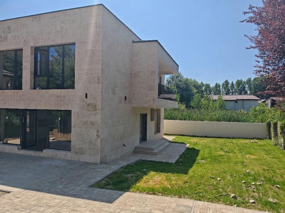 Casă cu 6 camere de vânzare în Tunari – fotografia 12 din 28