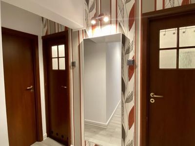 Apartament cu 4 camere de închiriat în Drumul Taberei, București – fotografia 4 din 29