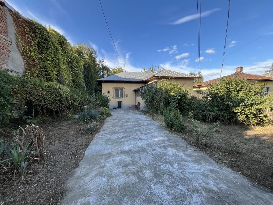 Casă cu 3 camere de vânzare în Nord, Găești – fotografia 14 din 35
