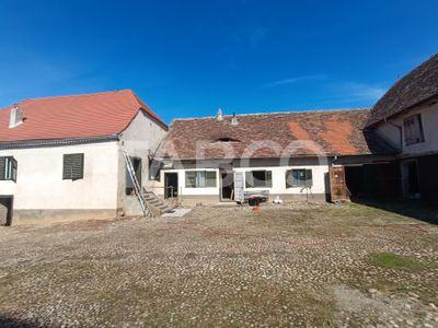 Casă cu 6 camere de vânzare în Nou – fotografia 4 din 27