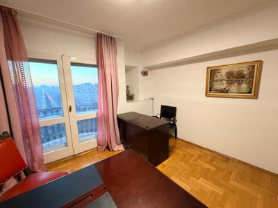 Apartament cu 2 camere de închiriat în Unirii, București – fotografia 2 din 6