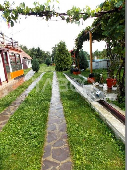 Hotel / pensiune cu 13 camere de vânzare în Cârțișoara – fotografia 17 din 53