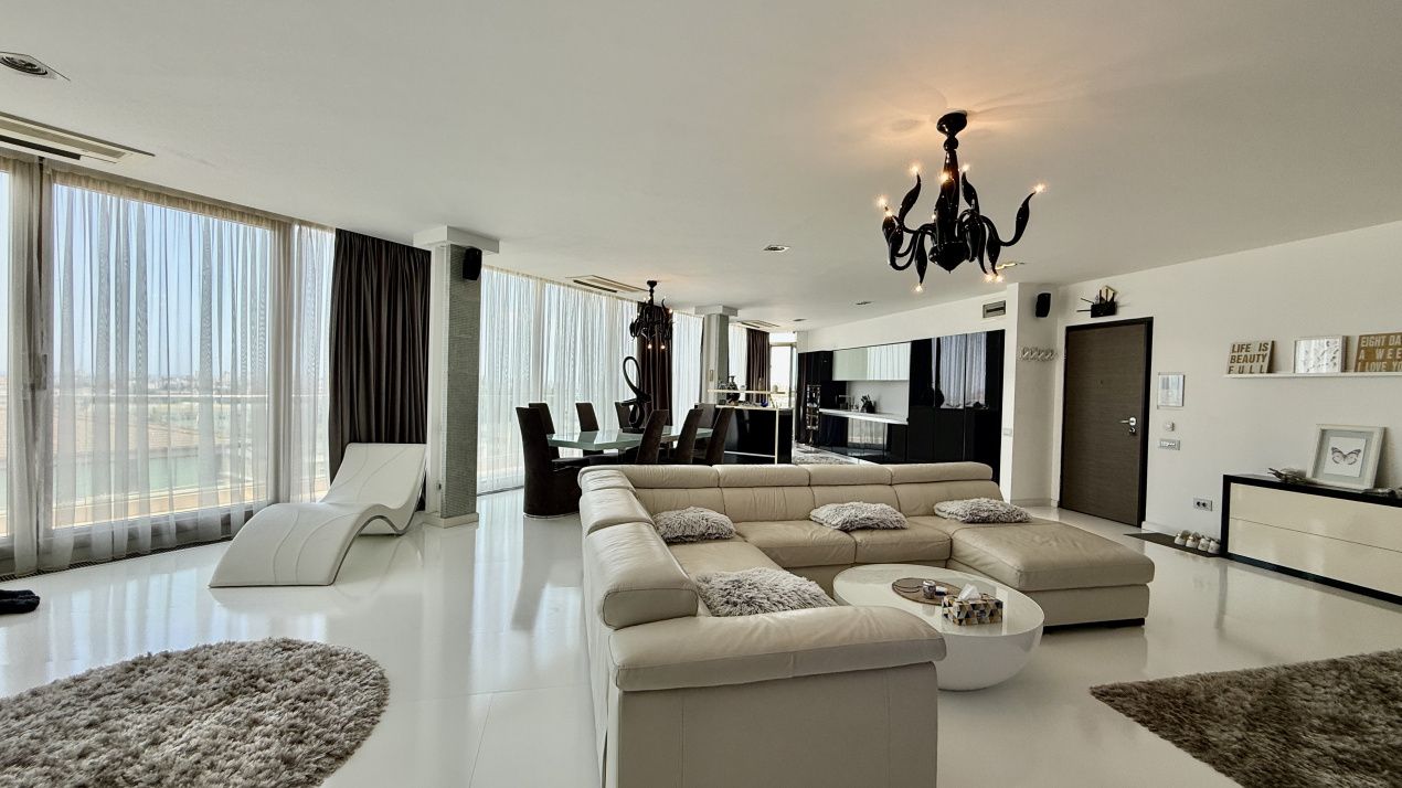 Apartament cu 3 camere de vânzare în Tomis Nord, Constanța – fotografia 35 din 38
