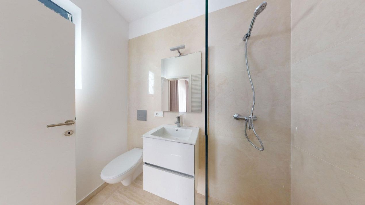 Casă cu 4 camere de vânzare în Tunari – fotografia 14 din 15