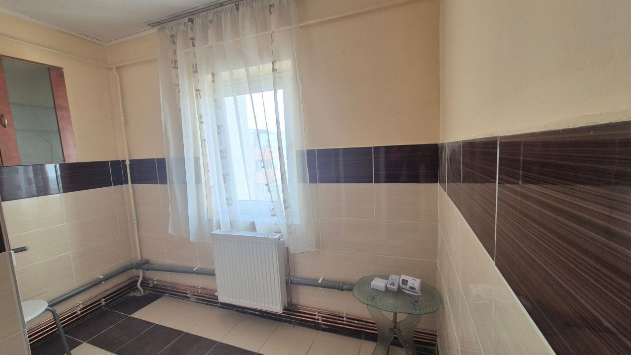 Garsonieră cu 1 cameră de vânzare în Tudor Vladimirescu, Pitești – fotografia 5 din 6