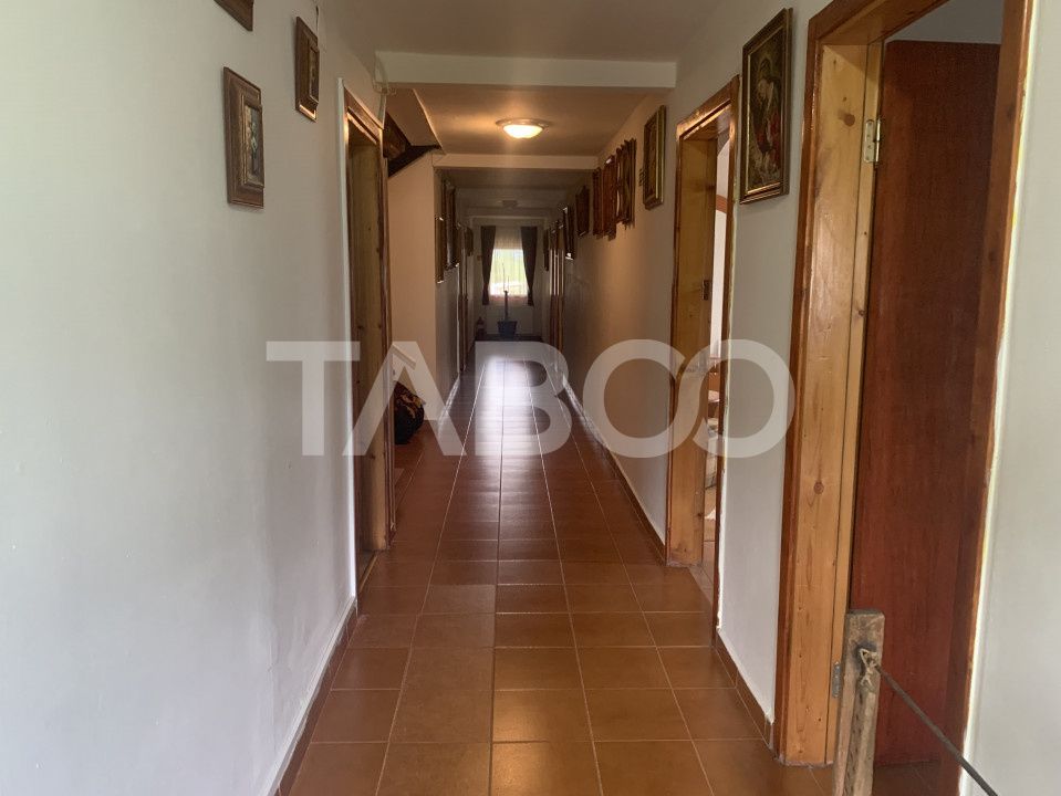 Hotel / pensiune cu 9 camere de vânzare în Fantanele – fotografia 25 din 35