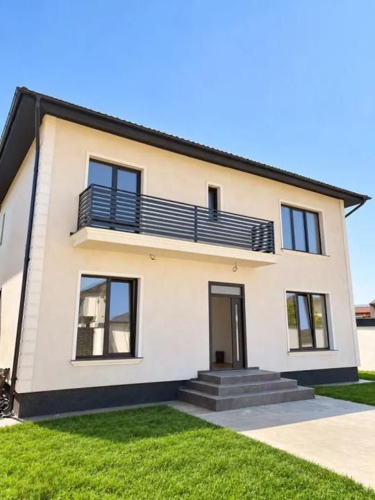 Casă cu 5 camere de vânzare în Central, Tunari – fotografia 12 din 17