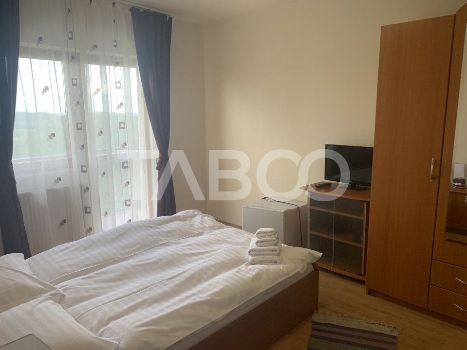 Casă cu 9 camere de vânzare în Fantanele – fotografia 16 din 18