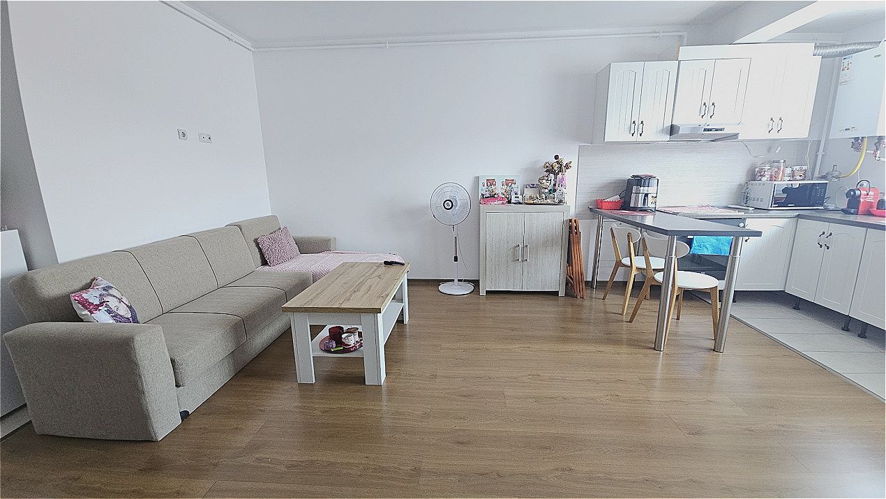 Apartament cu 2 camere de vânzare în Florești – fotografia 1 din 6