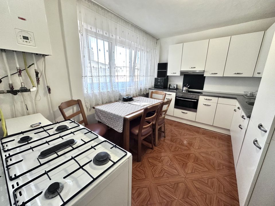 Apartament cu 4 camere de vânzare în Cetate, Alba Iulia – fotografia 7 din 14