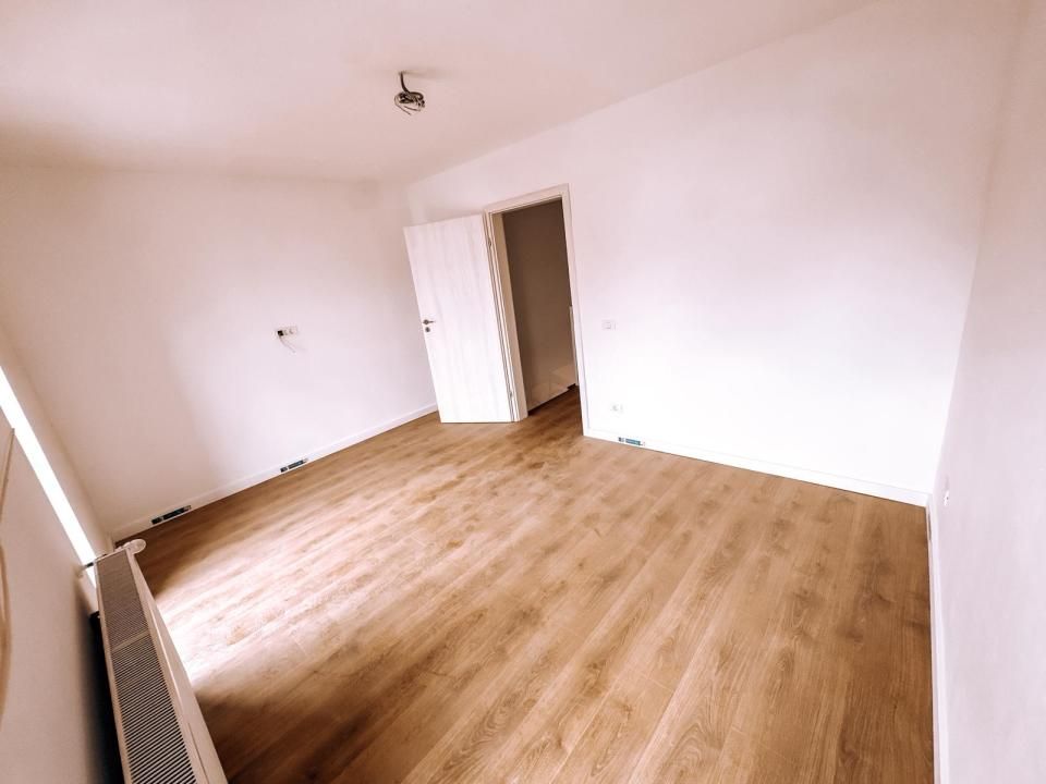 Casă cu 4 camere de vânzare în Central, Tunari – fotografia 19 din 28