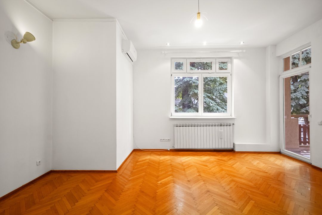 Casă cu 8 camere de vânzare în Aviatorilor, București – fotografia 17 din 36