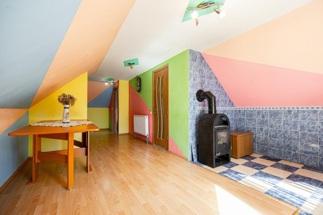 Casă cu 4 camere de vânzare în Central, Magura – fotografia 32 din 40