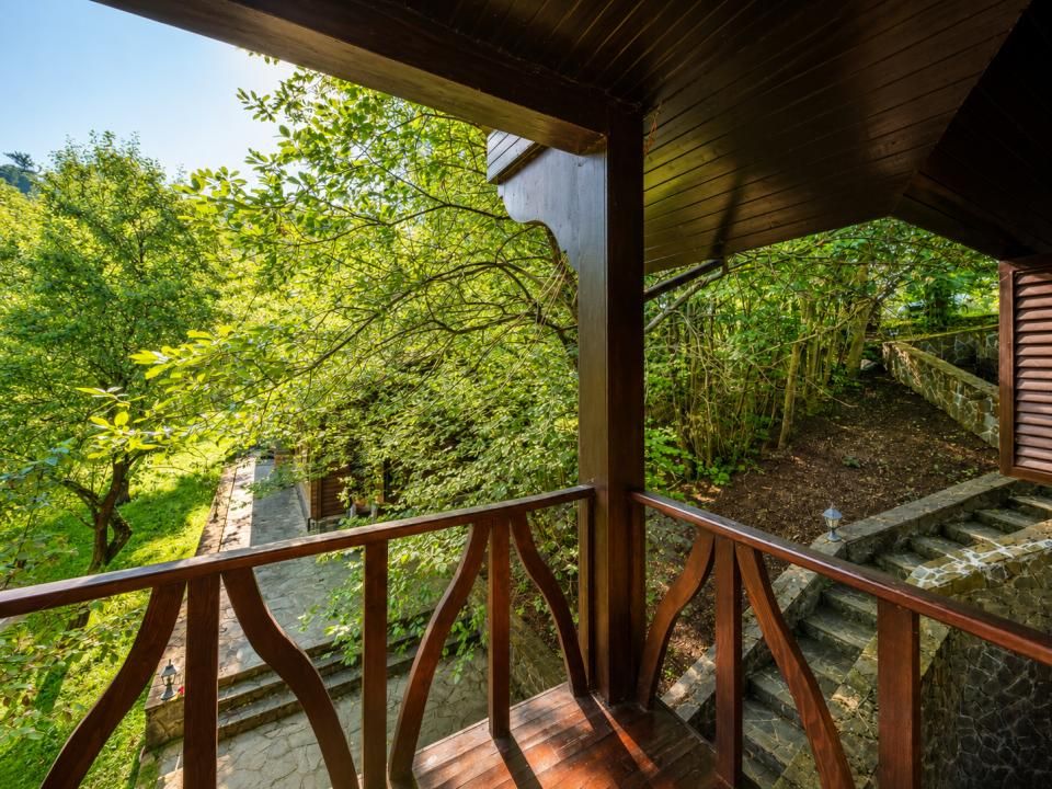 Casă cu 6 camere de vânzare în Nistoresti – fotografia 12 din 25