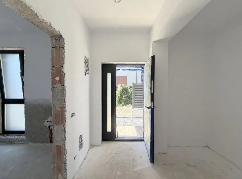 Casă cu 5 camere de vânzare în Otopeni – fotografia 11 din 12