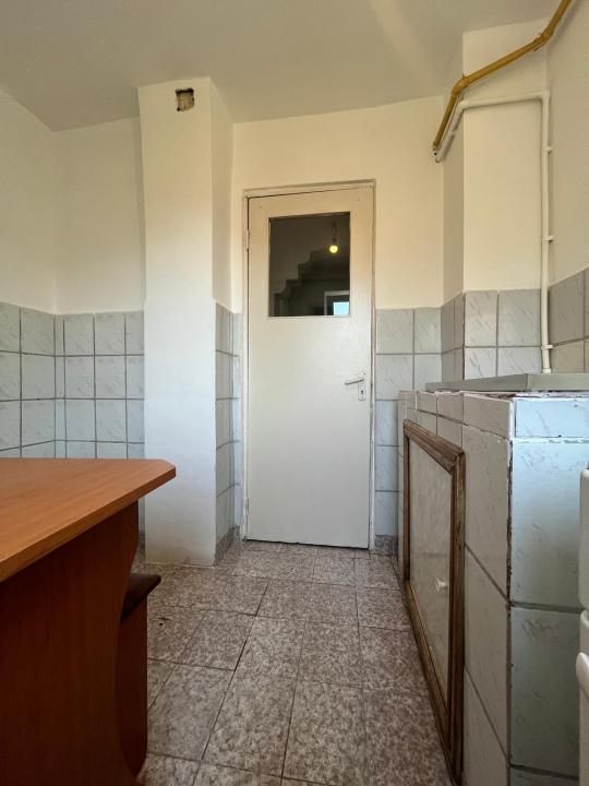 Apartament cu 2 camere de vânzare în Central, Găești – fotografia 8 din 16