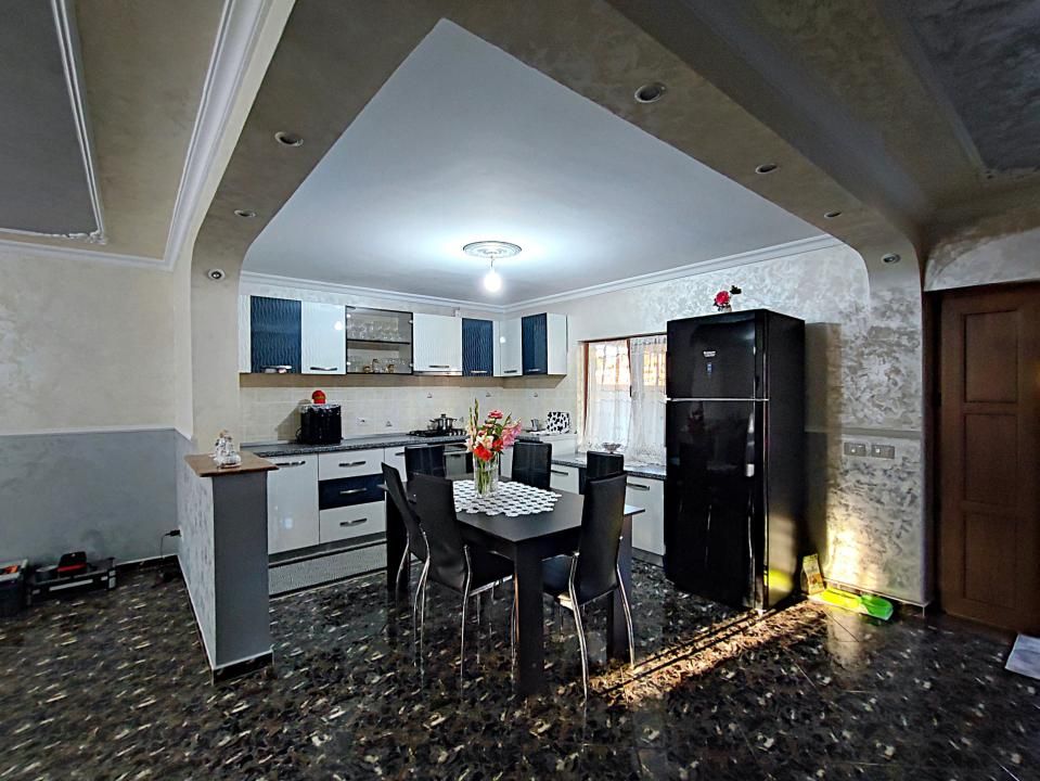 Casă cu 5 camere de vânzare în Valu lui Traian – fotografia 6 din 29