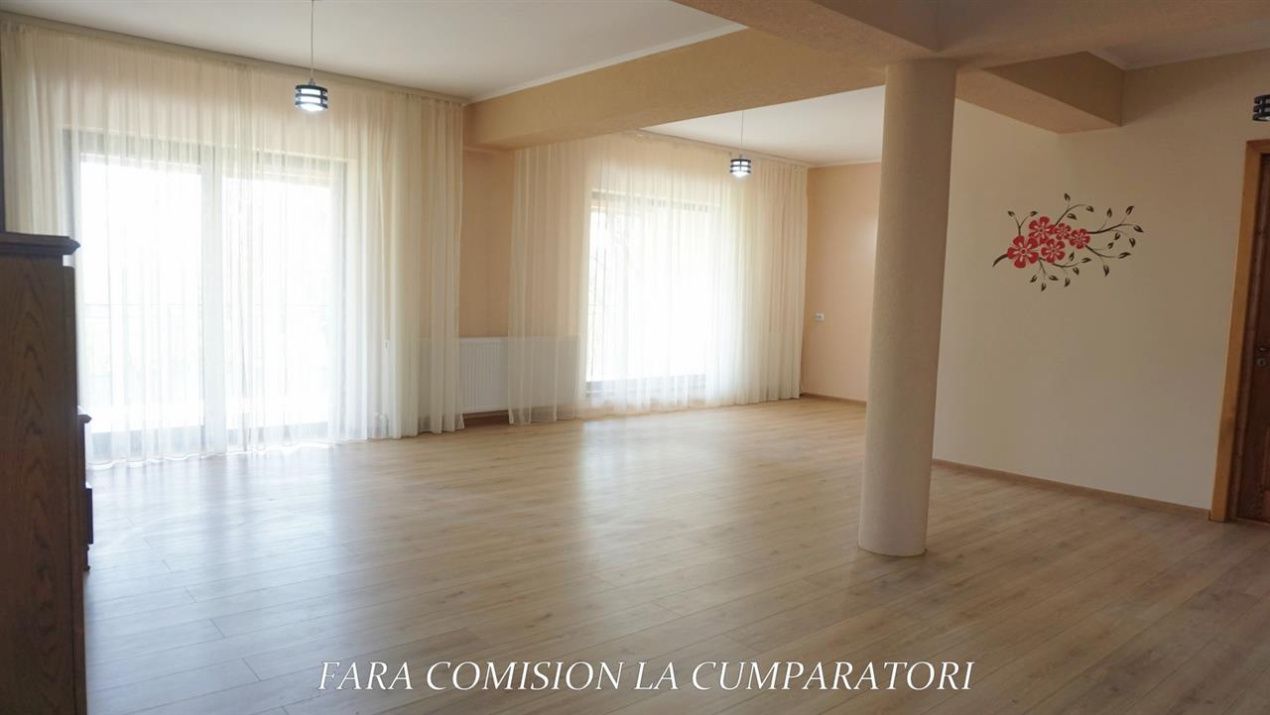 Casă cu 6 camere de vânzare în Berislavesti – fotografia 7 din 41