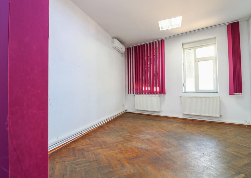 Casă cu 9 camere de închiriat în Tei, București – fotografia 3 din 22