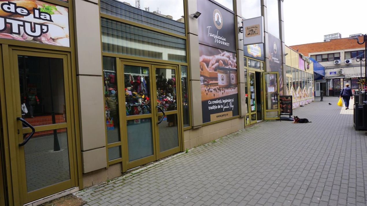 Spațiu comercial cu 2 camere de închiriat în Ultracentral, Râmnicu Vâlcea – fotografia 9 din 11