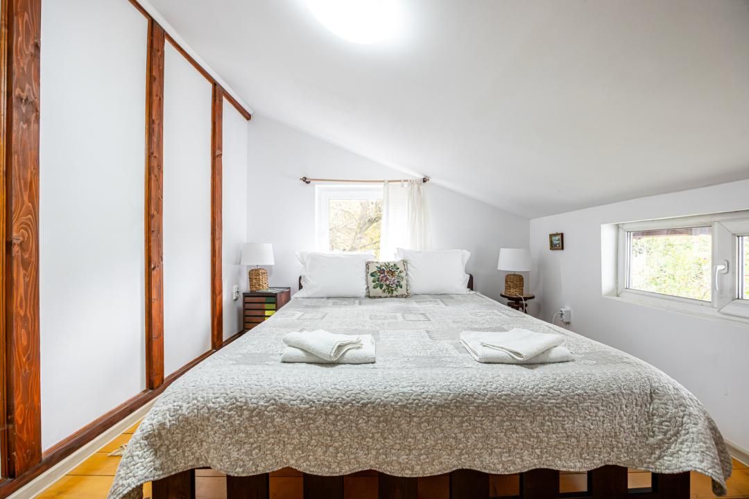 Casă cu 7 camere de vânzare în Central, Bran – fotografia 30 din 38