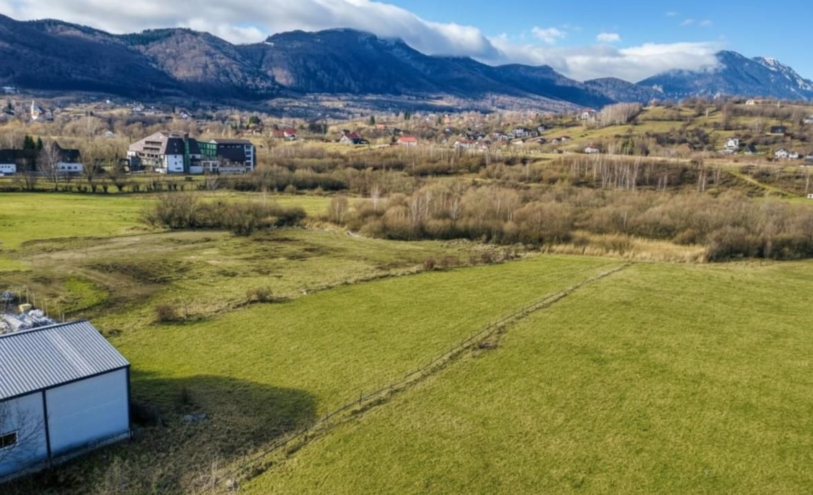 Teren de vânzare în Central, Bran – fotografia 4 din 7