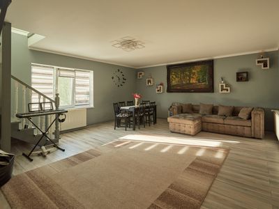Casă cu 4 camere de vânzare în Avram Iancu, Florești – fotografia 3 din 19