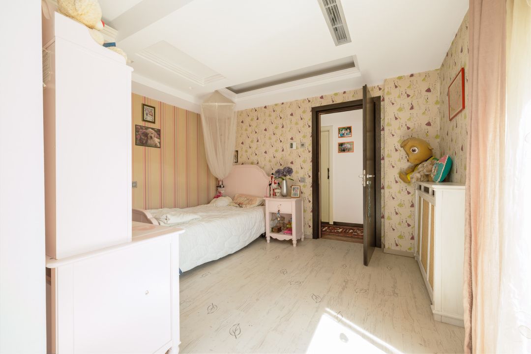 Casă cu 6 camere de vânzare în Est, Pantelimon – fotografia 12 din 26