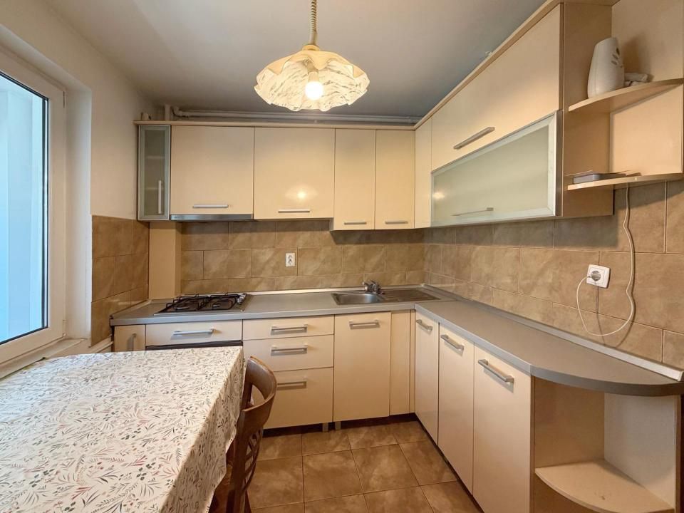 Apartament cu 3 camere de închiriat în Universitate, București – fotografia 16 din 26