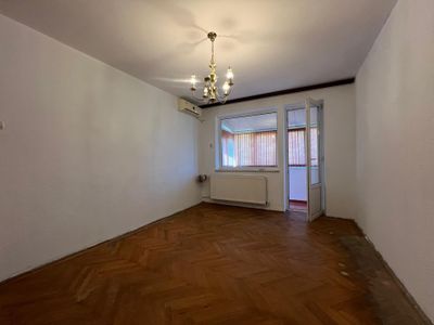 Apartament cu 3 camere de vânzare în Tomis II, Constanța – fotografia 2 din 25