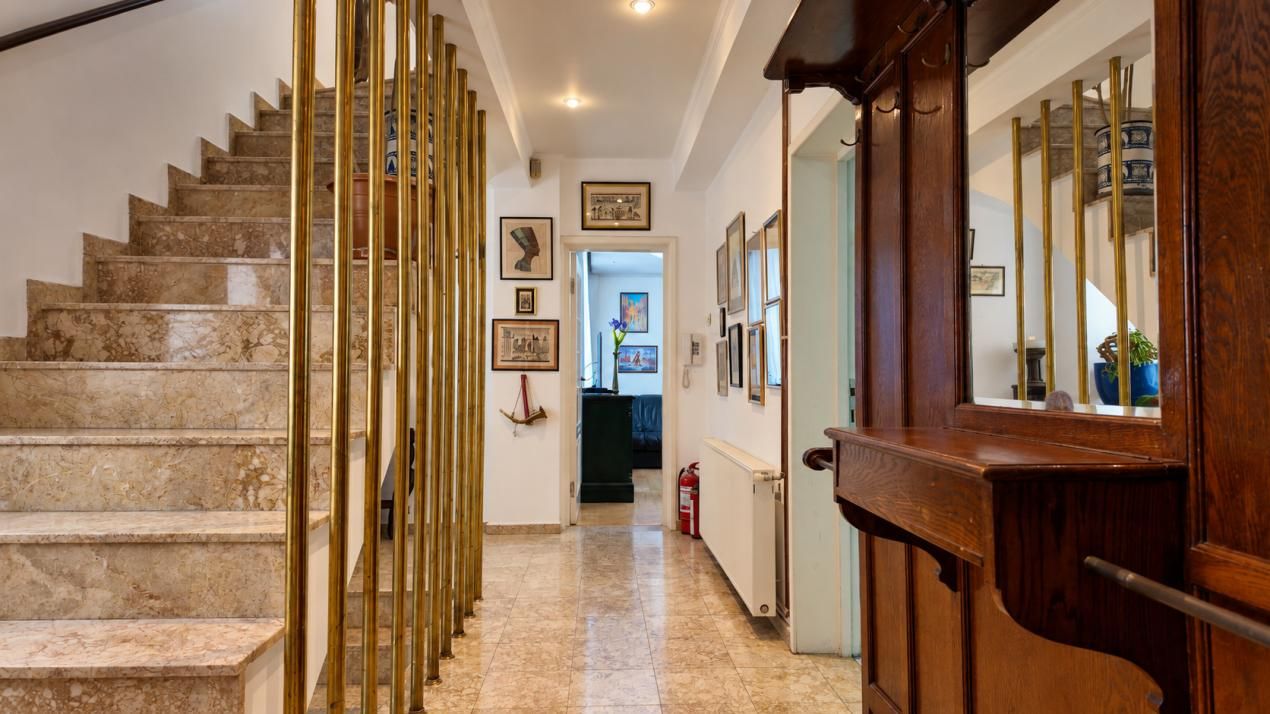 Casă cu 6 camere de vânzare în Vatra Luminoasa, București – fotografia 3 din 30
