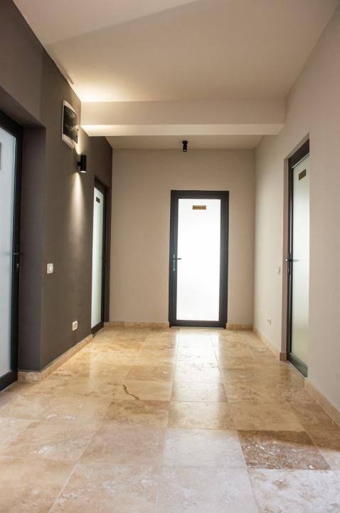 Spațiu de birouri cu 1 cameră de închiriat în Casa de Cultura, Constanța – fotografia 6 din 12