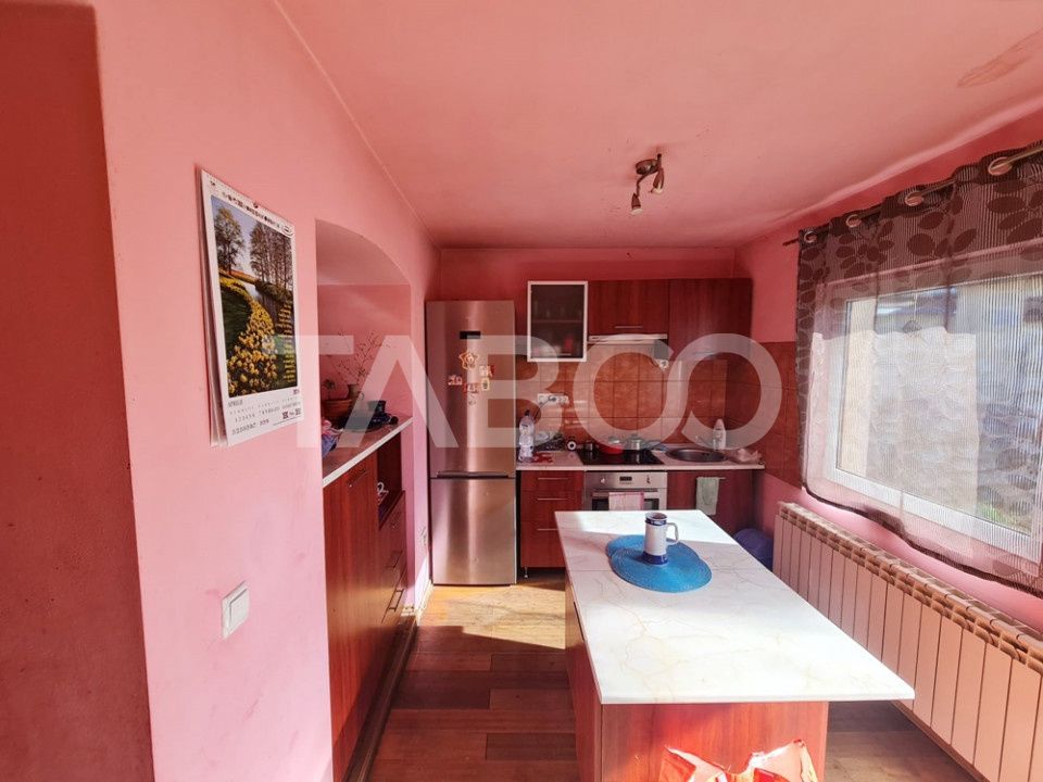 Casă cu 4 camere de vânzare în Sebeș – fotografia 6 din 10