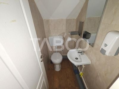 Spațiu comercial cu 3 camere de închiriat în Centrul Istoric, Sibiu – fotografia 4 din 5